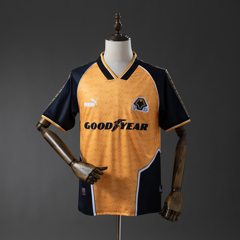 Wolves 96/98 Home