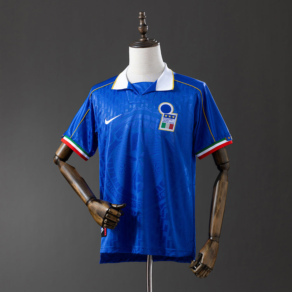 Italy 1995 Home