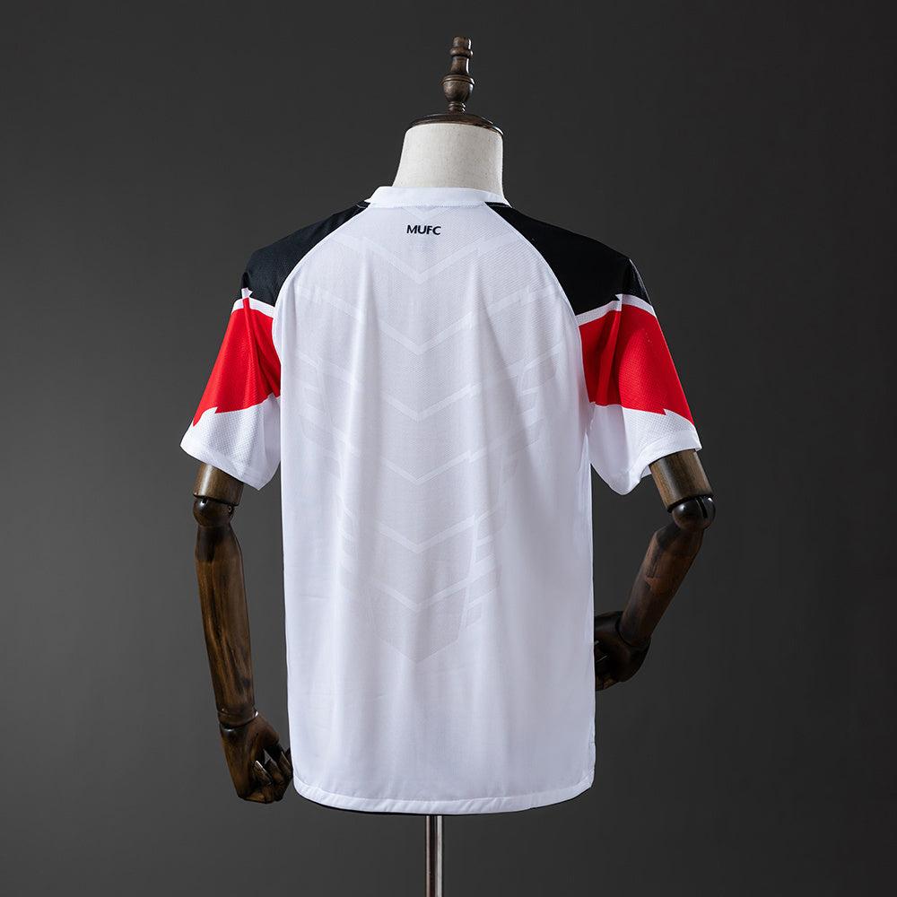 M-U 2010/11 Away Champions League